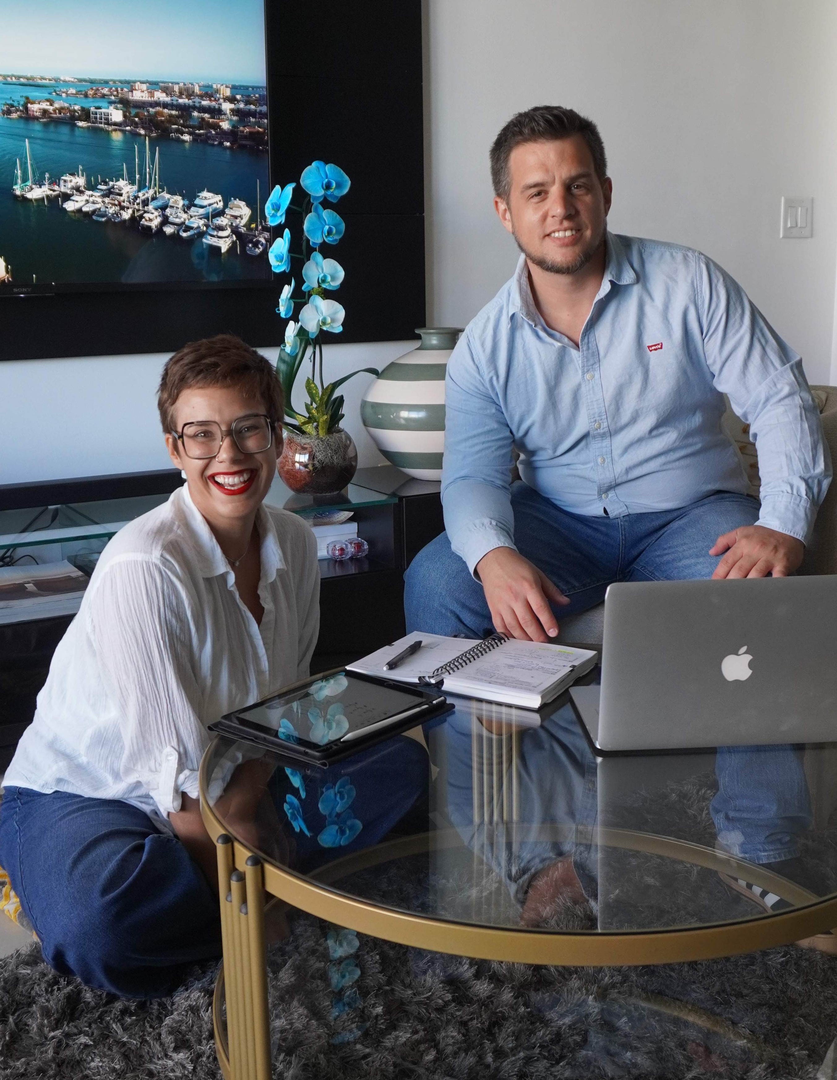 Trabajo de consultoría tecnológica con el equipo de Italiano Oggi